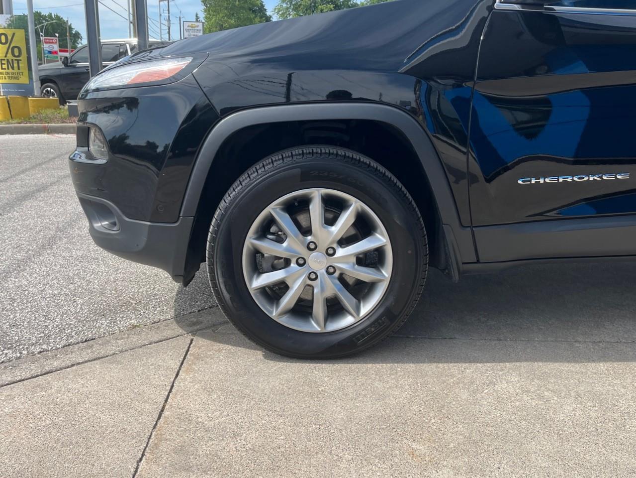 2017 Jeep Cherokee Limited Certified Winter and Summer Tires Photo