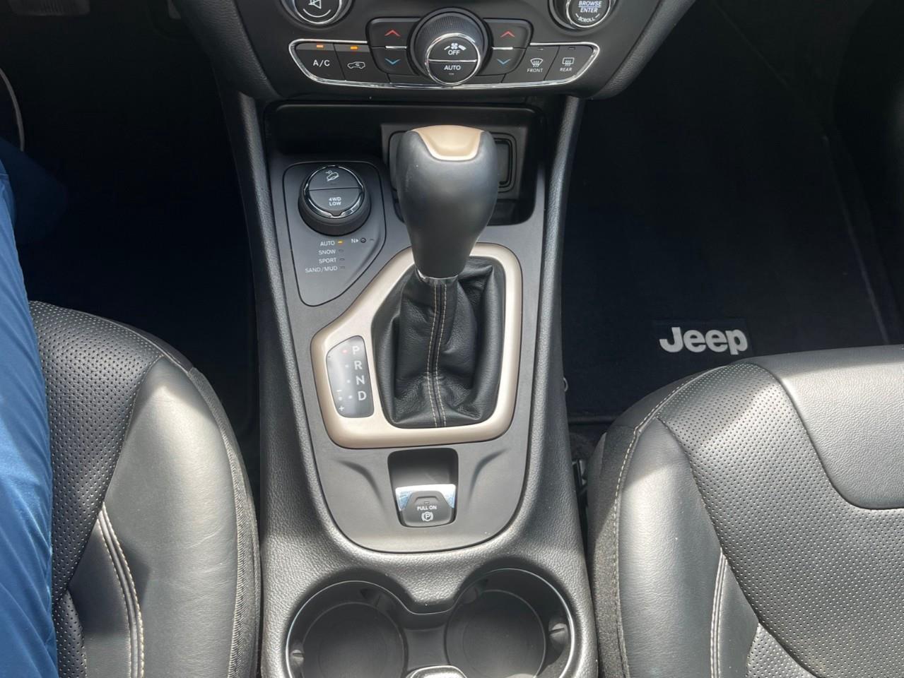 2017 Jeep Cherokee Limited Certified Winter and Summer Tires Photo