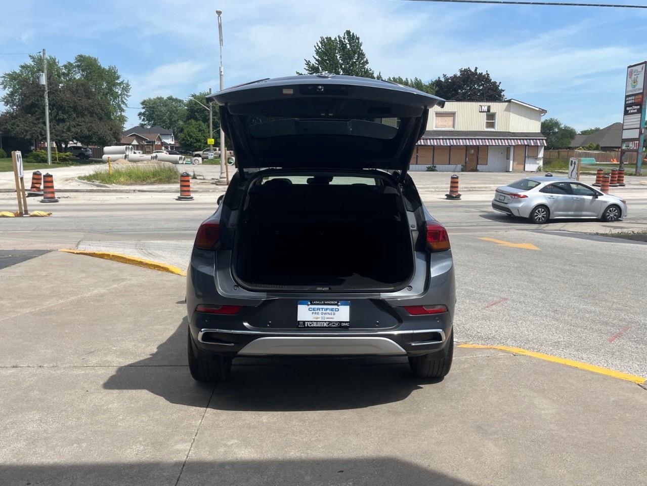 2022 Buick Encore GX Essence CPO Rates Apply 3.99%-5.49% Photo