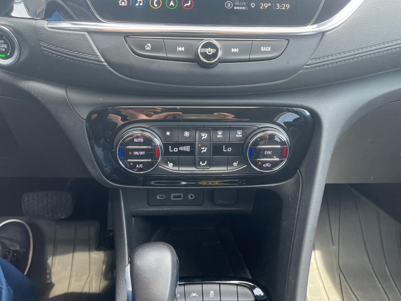 2022 Buick Encore GX Essence CPO Rates Apply 3.99%-5.49% Photo