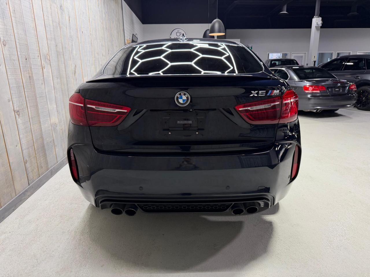 2017 BMW X6 M AWD 575HP HEADS UP SOFT CLOSE HARMON KARDON Photo