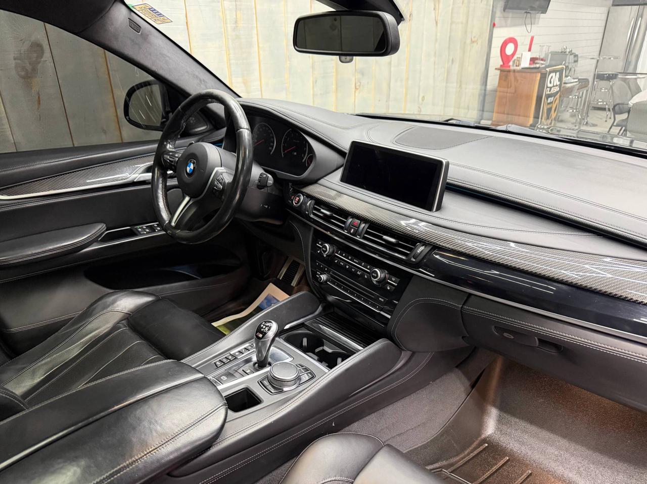 2017 BMW X6 M AWD 575HP HEADS UP SOFT CLOSE HARMON KARDON Photo