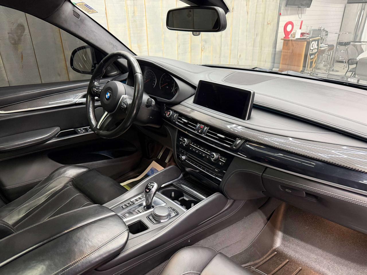 2017 BMW X6 M AWD 575HP HEADS UP SOFT CLOSE HARMON KARDON Photo