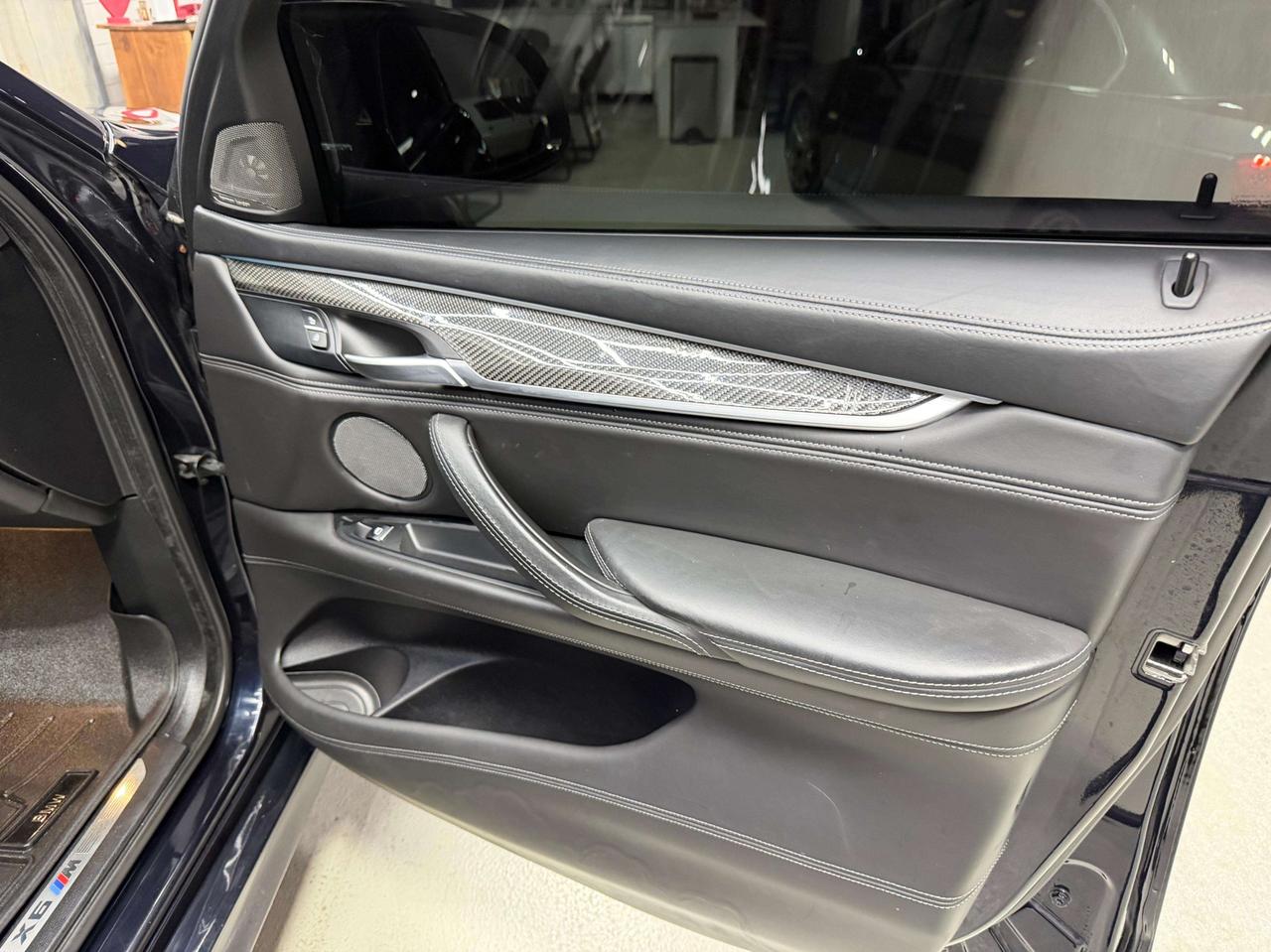 2017 BMW X6 M AWD 575HP HEADS UP SOFT CLOSE HARMON KARDON Photo