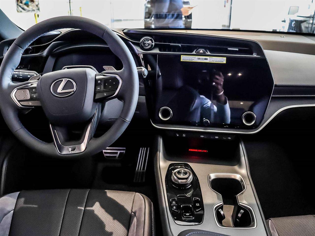 2026 Lexus RZ RZ 450E ELECTRIC AWD NAVI HEATED STEERING Photo