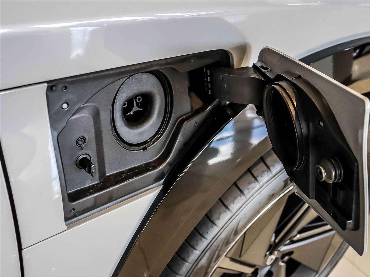 2026 Lexus RZ RZ 450E ELECTRIC AWD NAVI HEATED STEERING Photo