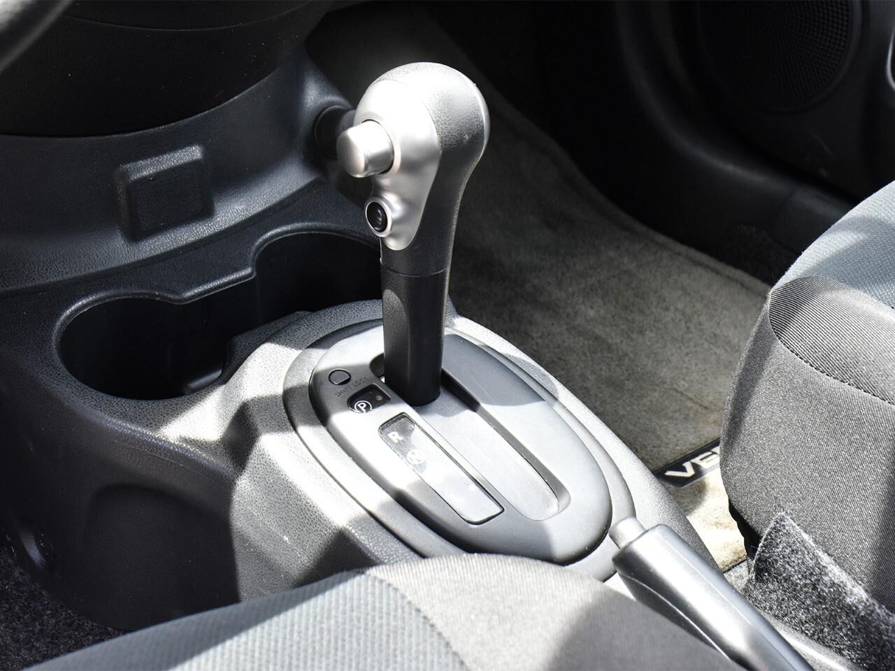2018 Nissan Versa Note S, FUEL SAVER, LOW KMS, WINTERS INCLUDED Photo