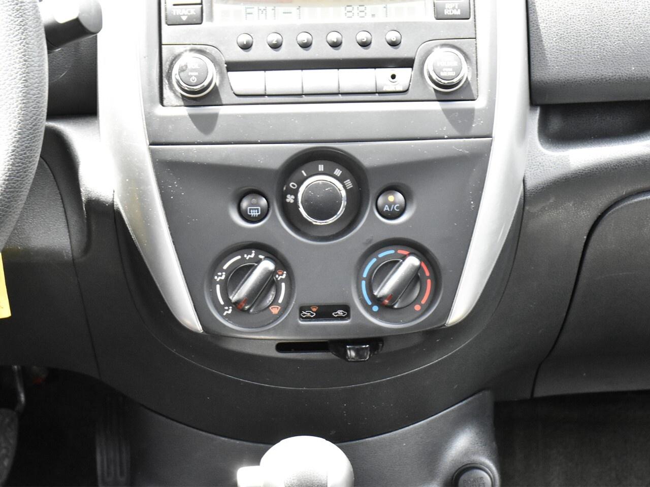 2018 Nissan Versa Note S, FUEL SAVER, LOW KMS, WINTERS INCLUDED Photo
