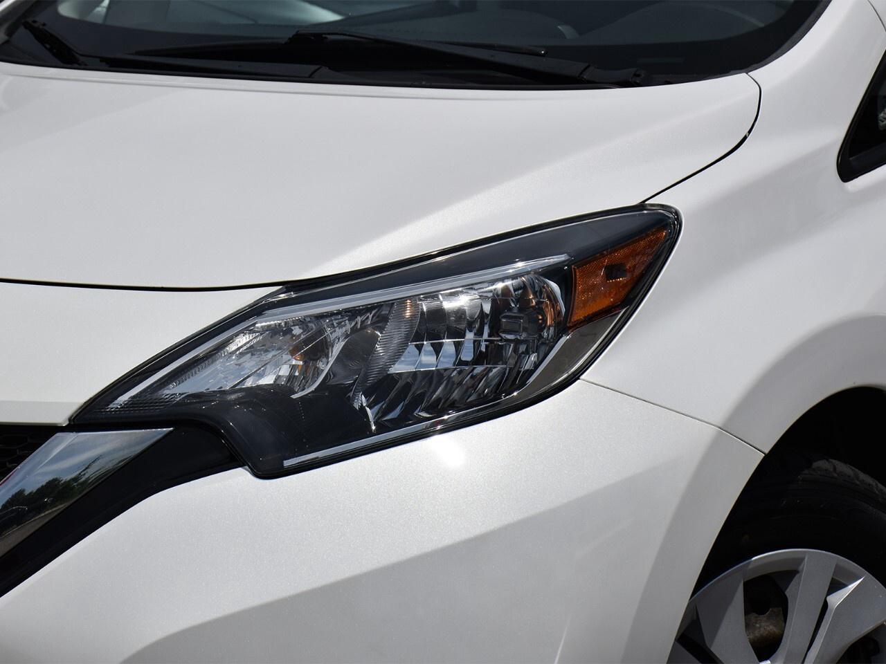 2018 Nissan Versa Note S, FUEL SAVER, LOW KMS, WINTERS INCLUDED Photo
