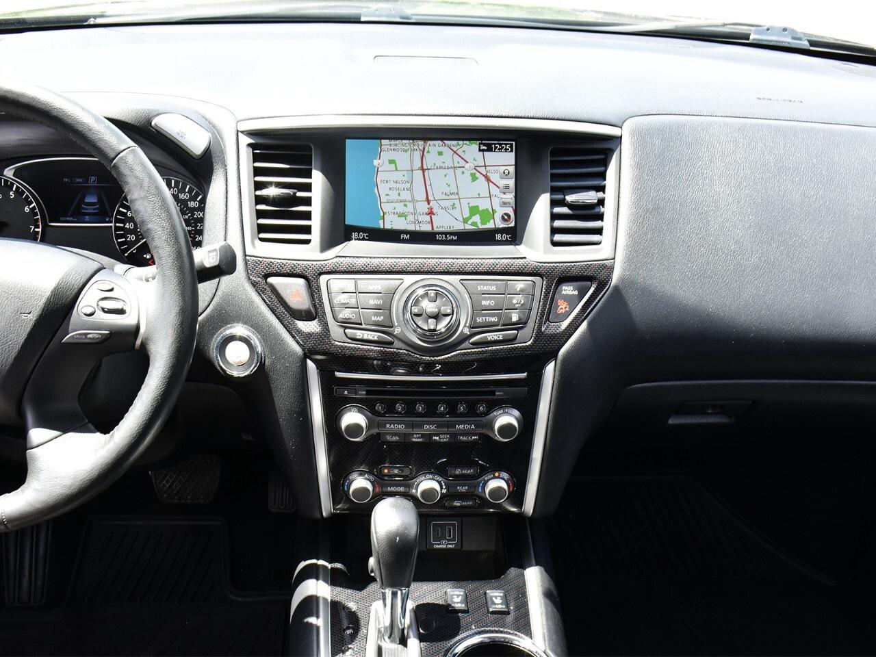 2020 Nissan Pathfinder ROCK CREEK SL PREMIUM, BOSE AUDIO,  LEATHER INT. Photo