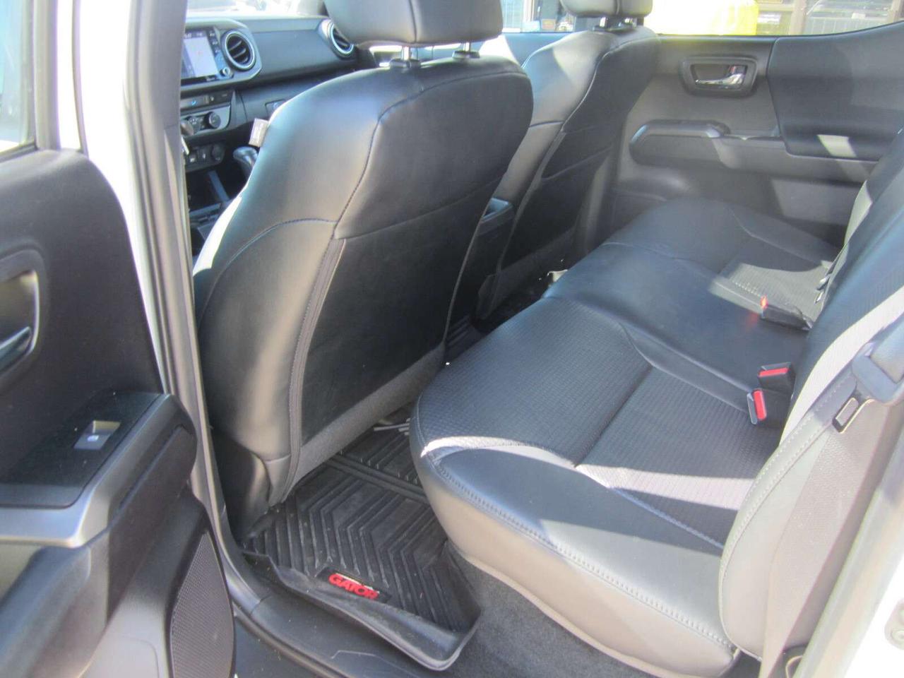2020 Toyota Tacoma TRD O/R PREMIUM NO ACCIDENTS! 1 PRICE ONLY NO FEES Photo