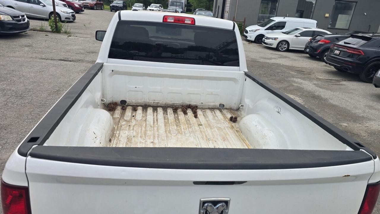 2016 RAM 1500 ST 4x4 - Quad Cab - 5.7L V8 Hemi Photo