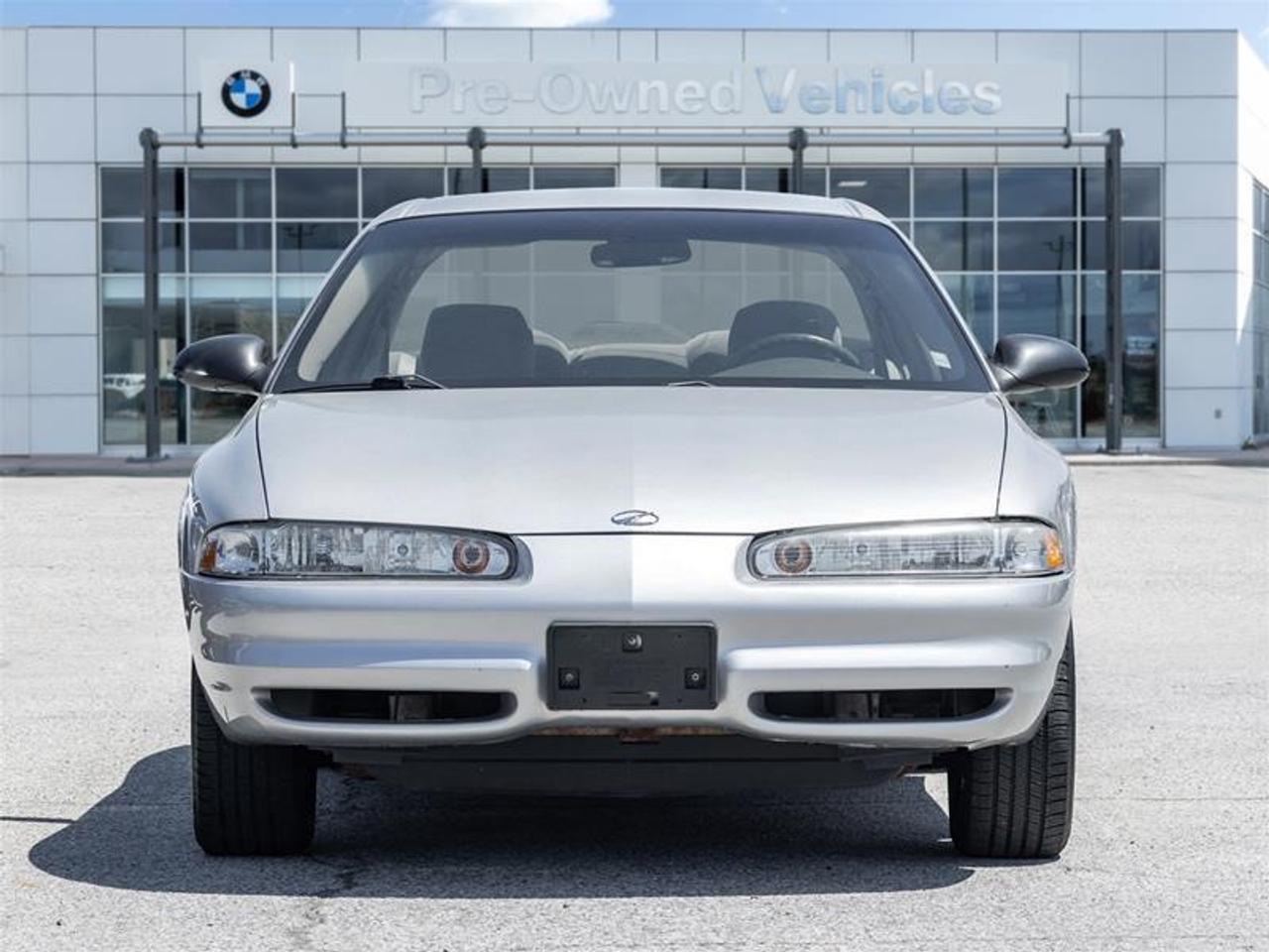 2002 Oldsmobile Intrigue GX 4dr Sedan Photo
