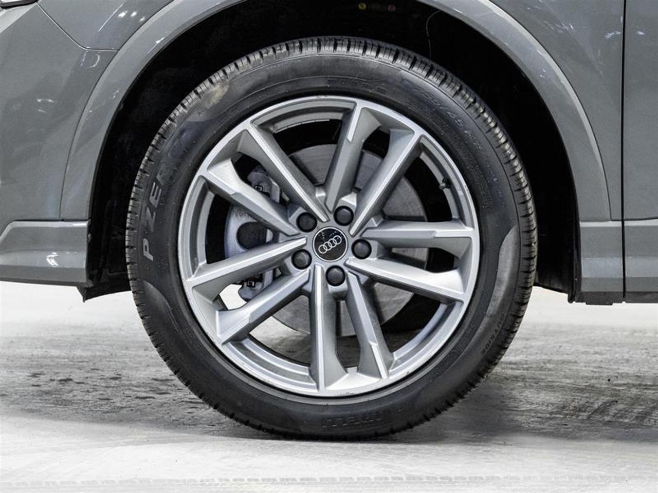 2024 Audi Q3 45 Komfort 4dr All-Wheel Drive quattro Sport Utility Photo4