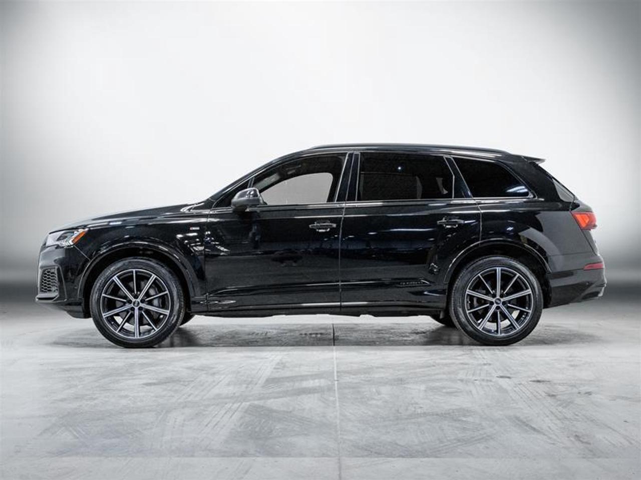 2023 Audi Q7 55 Progressiv 4dr All-Wheel Drive quattro Sport Utility Photo3