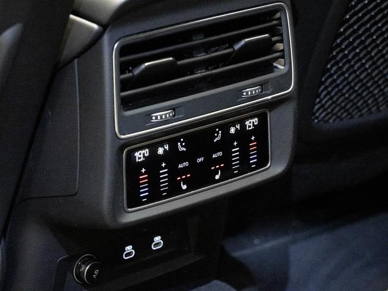 2023 Audi Q7 55 Progressiv 4dr All-Wheel Drive quattro Sport Utility Photo