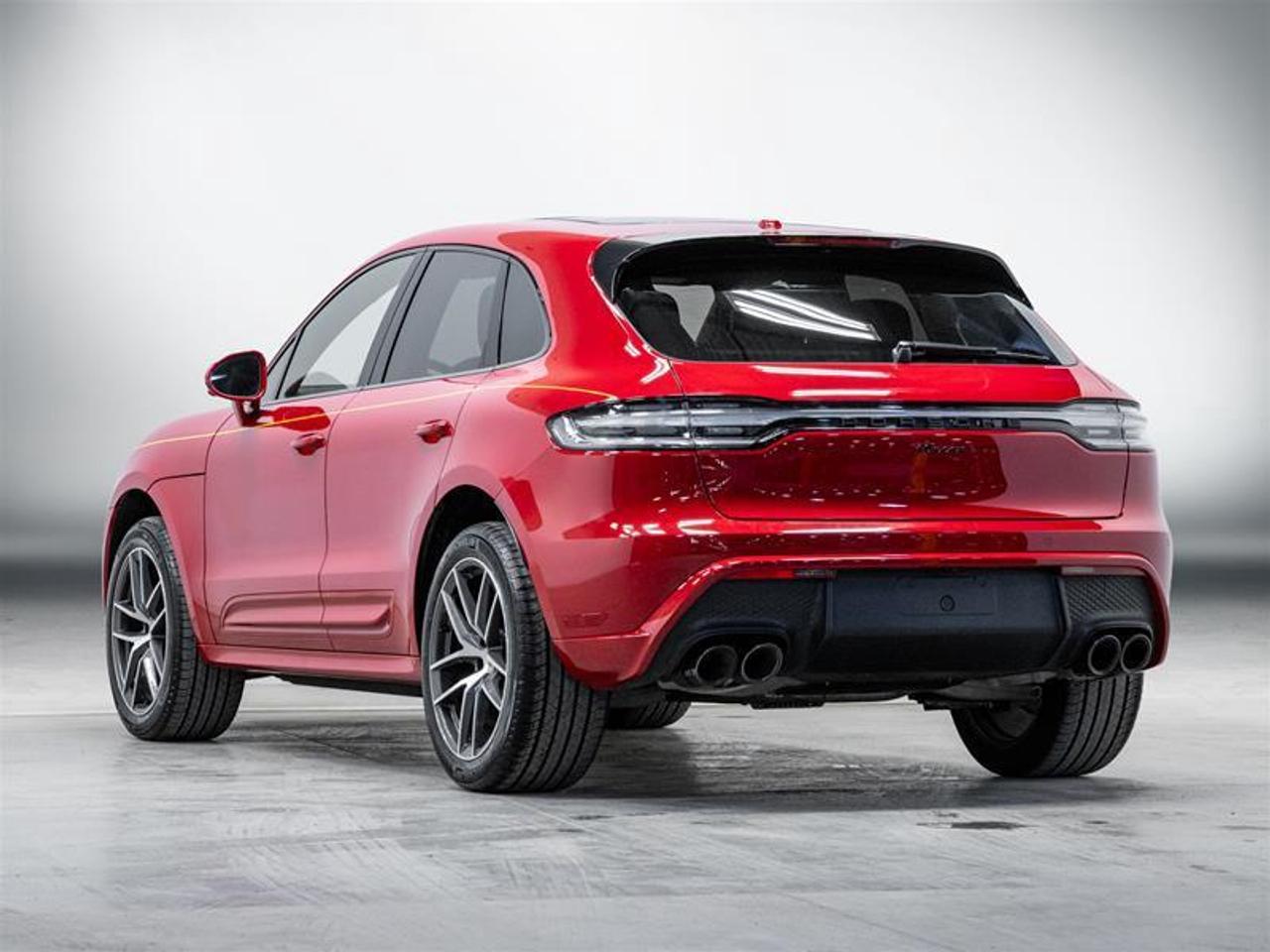 2025 Porsche Macan Base 4dr All-Wheel Drive Photo