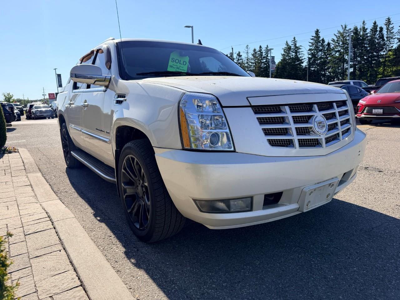 2010 Cadillac Escalade EXT AWD 4dr Photo