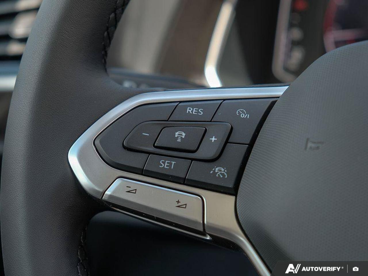 2024 Volkswagen Jetta Highline auto Photo