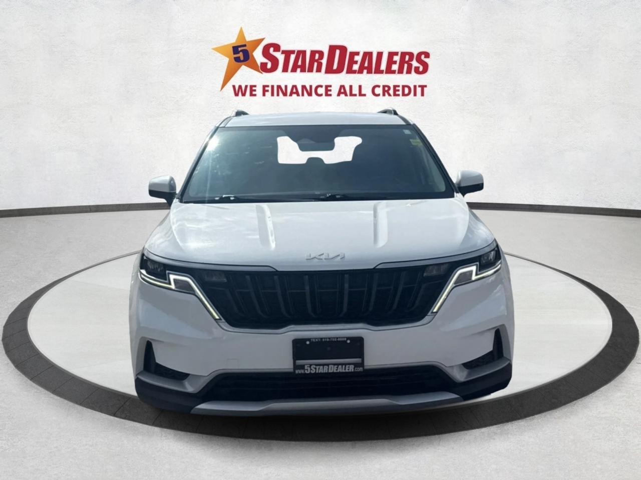2022 Kia Carnival LX+ 8 PASS REAR CAM WE FINANCE ALL CREDIT Photo