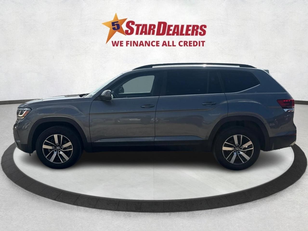 2022 Volkswagen Atlas 7 PASS LEATHER HEATED SEATS WE FINANCE ALL CREDIT Photo3