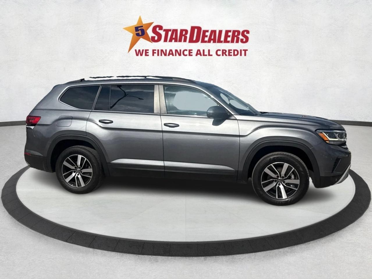 2022 Volkswagen Atlas 7 PASS LEATHER HEATED SEATS WE FINANCE ALL CREDIT Photo