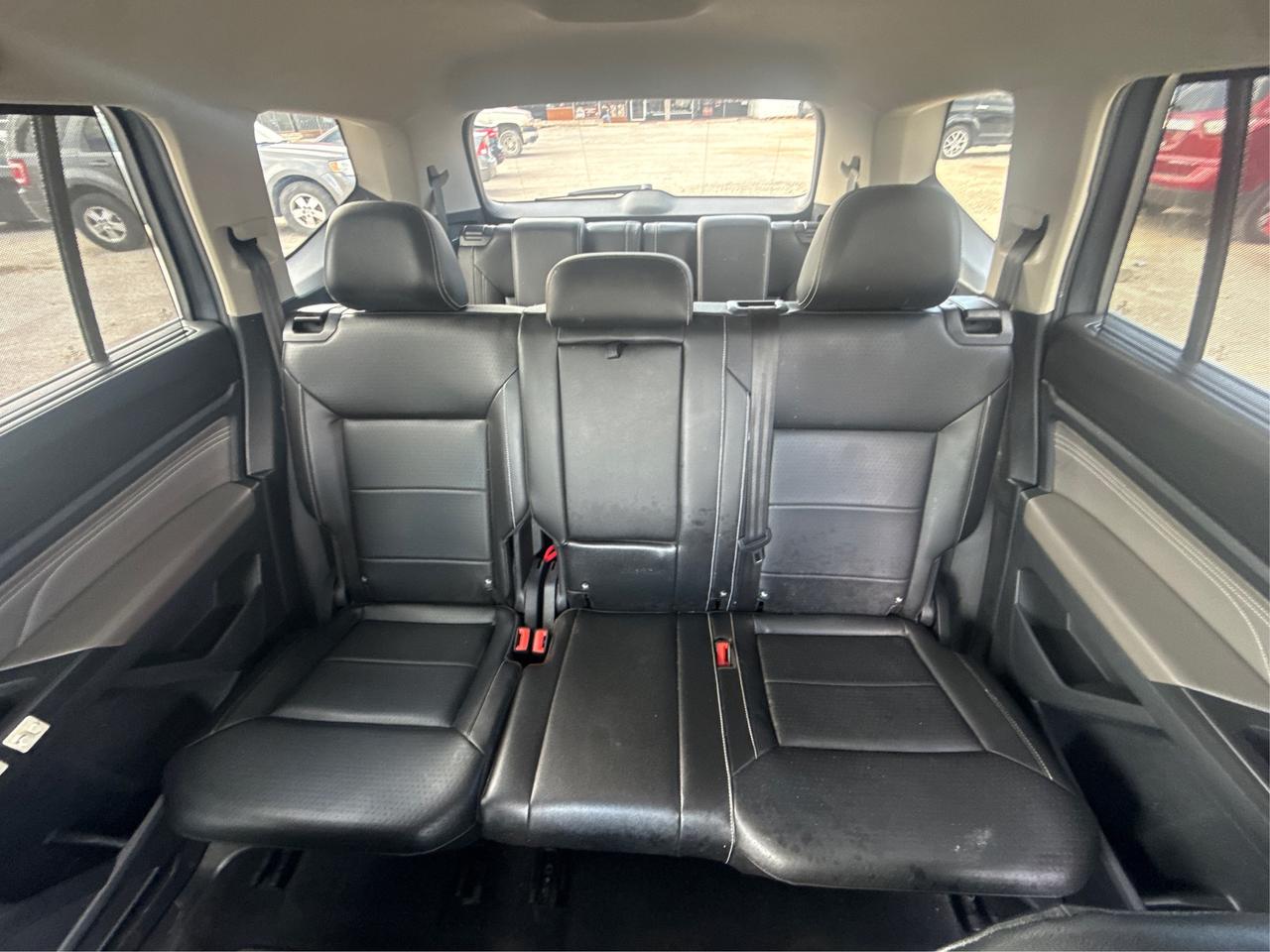 2022 Volkswagen Atlas 7 PASS LEATHER HEATED SEATS WE FINANCE ALL CREDIT Photo