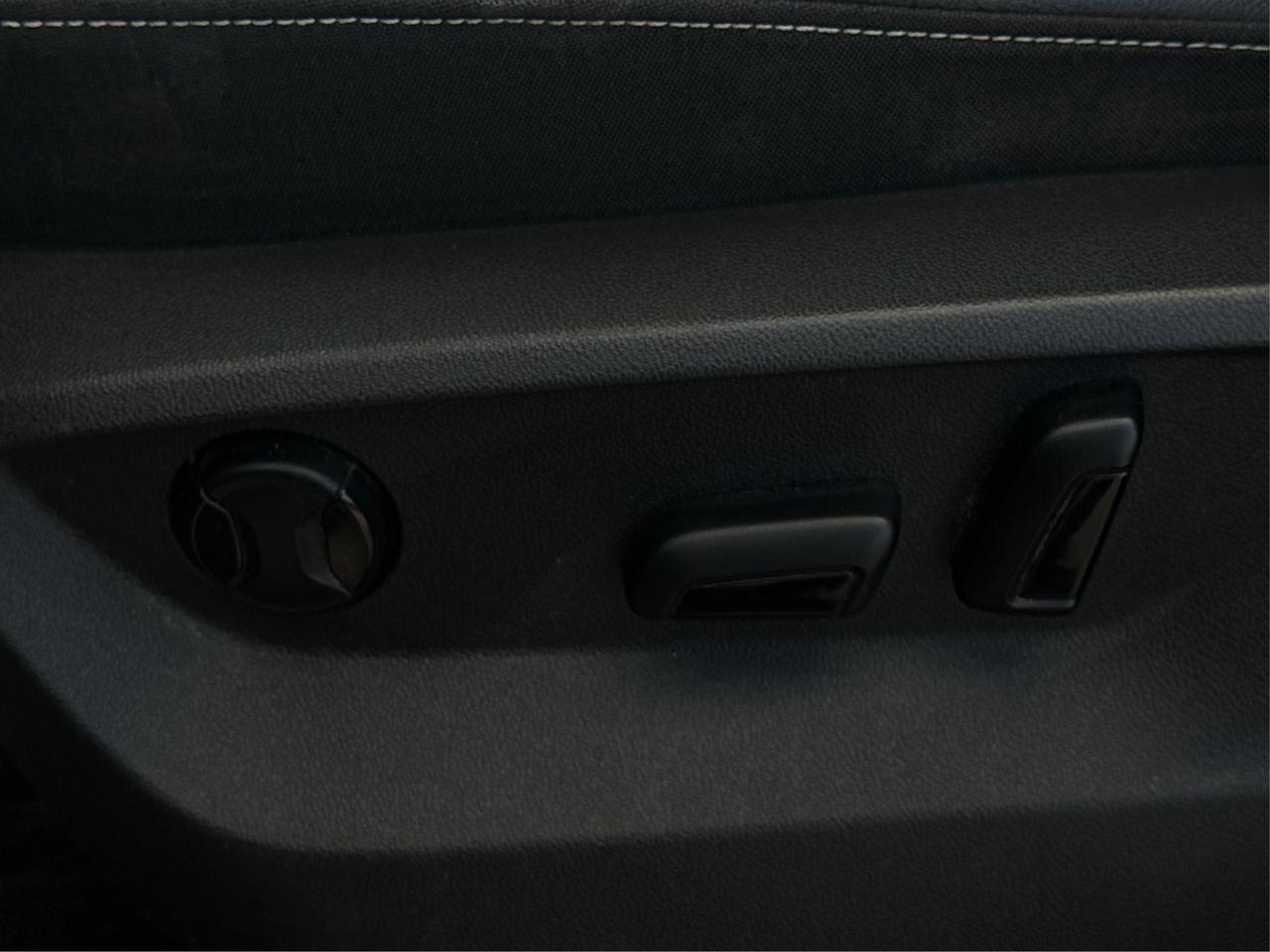 2022 Volkswagen Atlas 7 PASS LEATHER HEATED SEATS WE FINANCE ALL CREDIT Photo