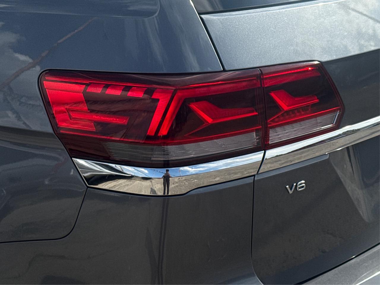2022 Volkswagen Atlas 7 PASS LEATHER HEATED SEATS WE FINANCE ALL CREDIT Photo