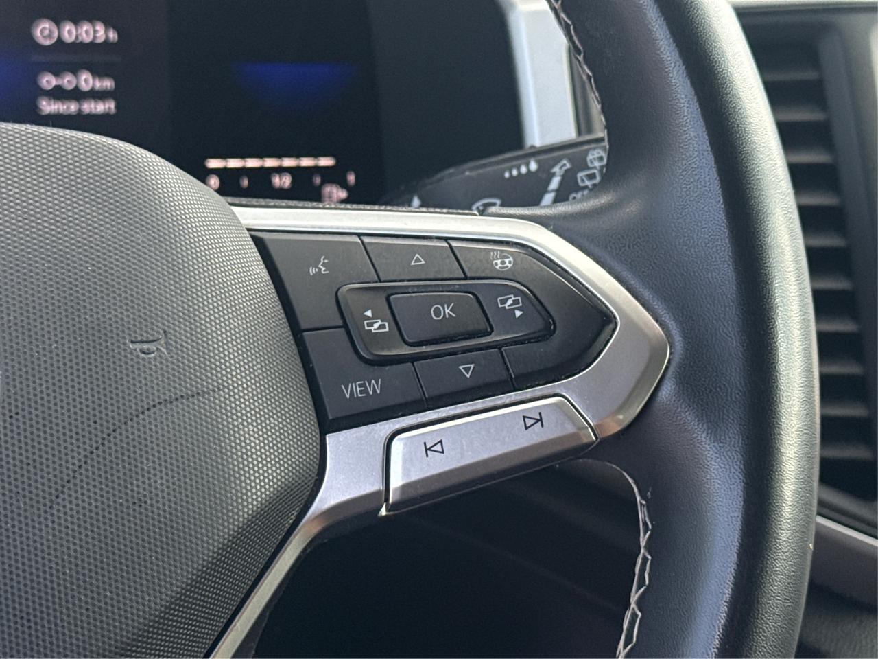 2022 Volkswagen Atlas 7 PASS LEATHER HEATED SEATS WE FINANCE ALL CREDIT Photo