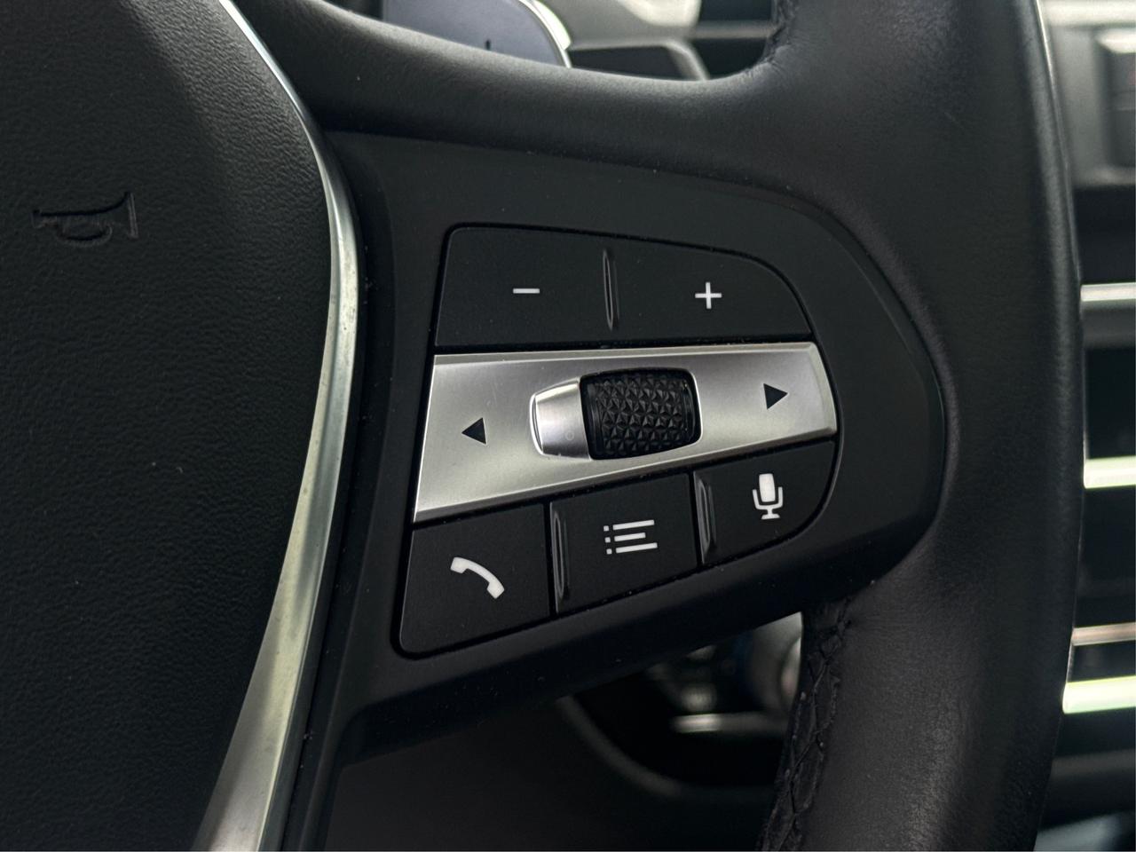 2020 BMW X3 NAV LEATHER PANOROOF LOADED WE FINANCE ALL CREDIT Photo