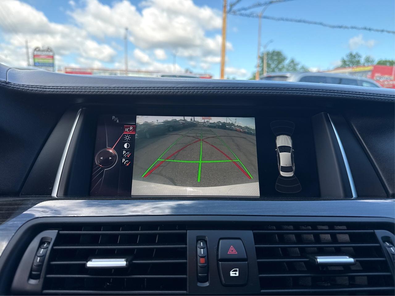 2016 BMW 5 Series NAV LEATHER SUNROOF WE FINANCE ALL CREDIT Photo