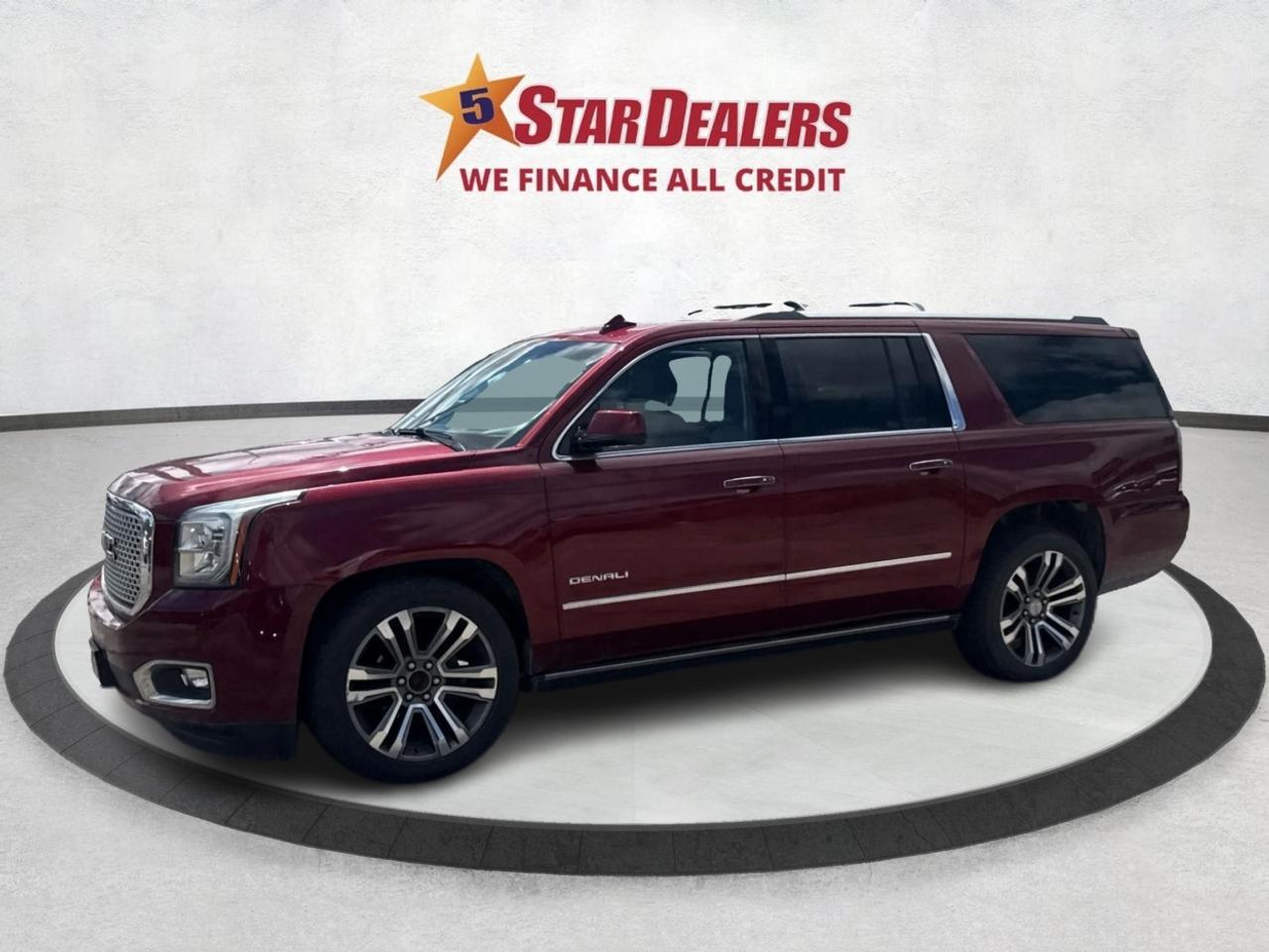 2017 GMC Yukon XL 4WD Denali ONE OWNER NAV LEATHER ROOF WE FINANCE Photo2