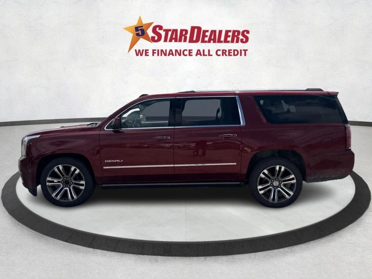 2017 GMC Yukon XL 4WD Denali ONE OWNER NAV LEATHER ROOF WE FINANCE Photo