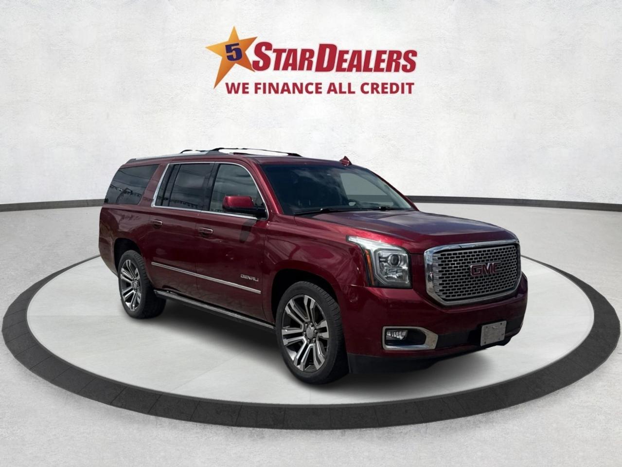2017 GMC Yukon XL 4WD Denali ONE OWNER NAV LEATHER ROOF WE FINANCE Photo