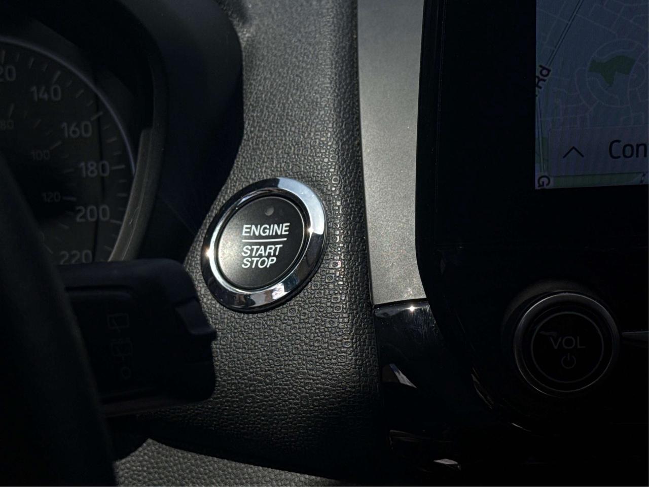 2022 Ford EcoSport NAV LEATHER SUNROOF LOADED! WE FINANCE ALL CREDIT Photo