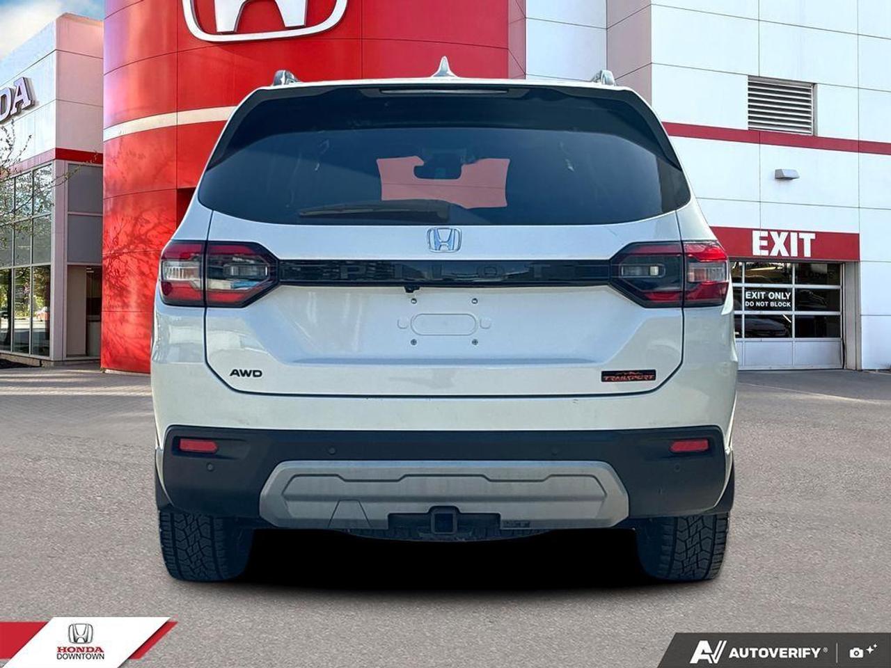 2025 Honda Pilot TrailSport 4dr All-Wheel Drive Photo