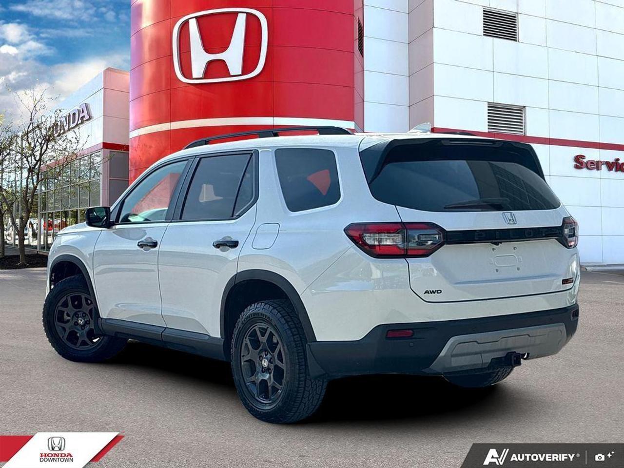 2025 Honda Pilot TrailSport 4dr All-Wheel Drive Photo