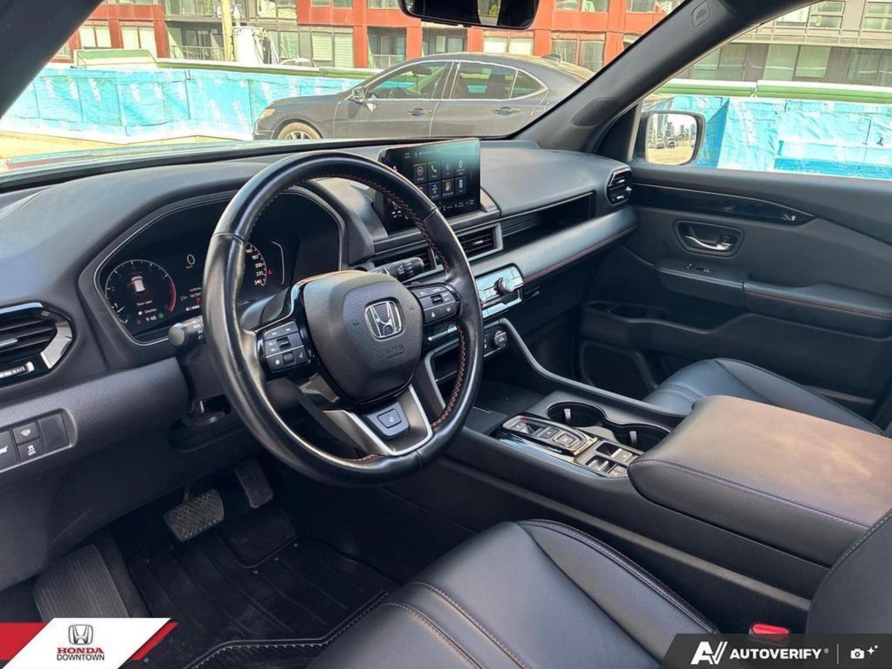2025 Honda Pilot TrailSport 4dr All-Wheel Drive Photo