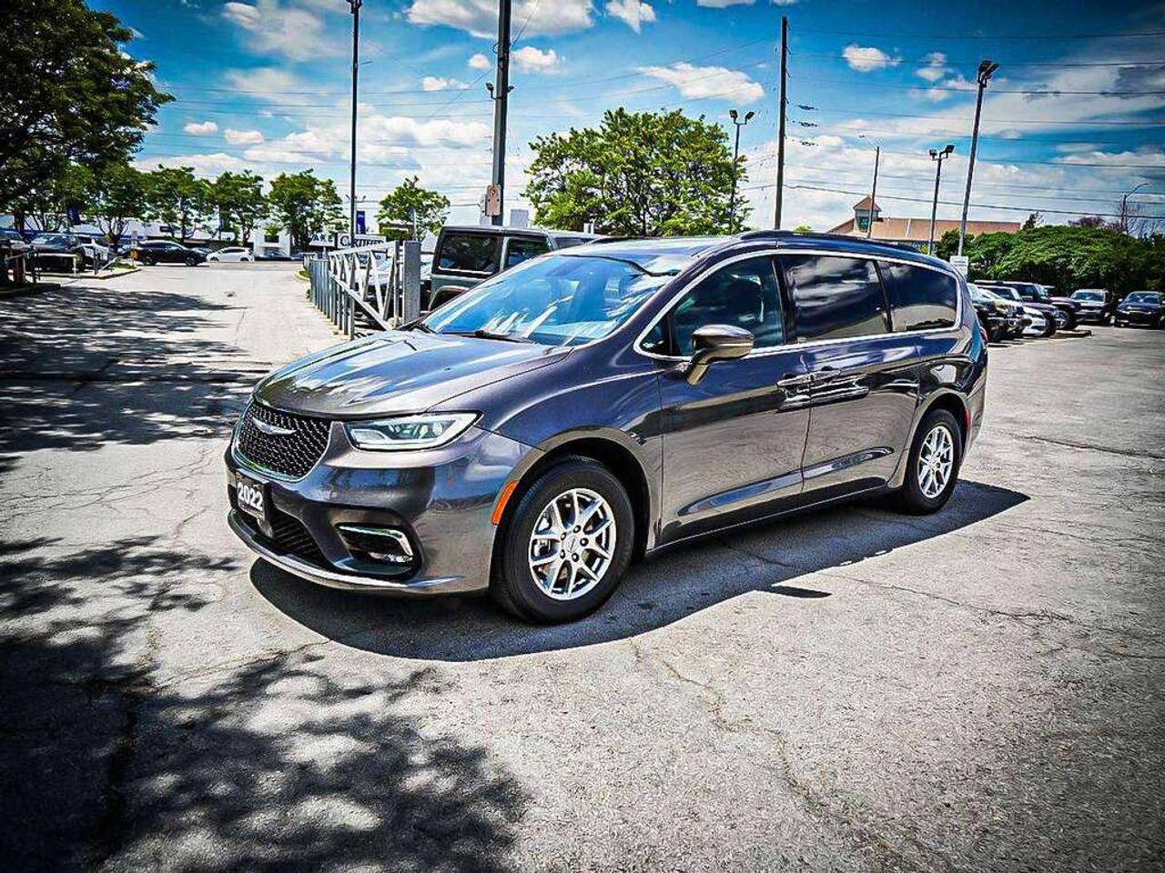 2022 Chrysler Pacifica  Photo