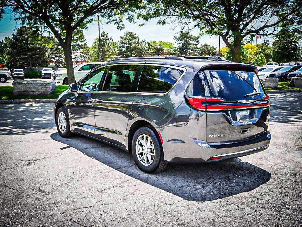 2022 Chrysler Pacifica  Photo