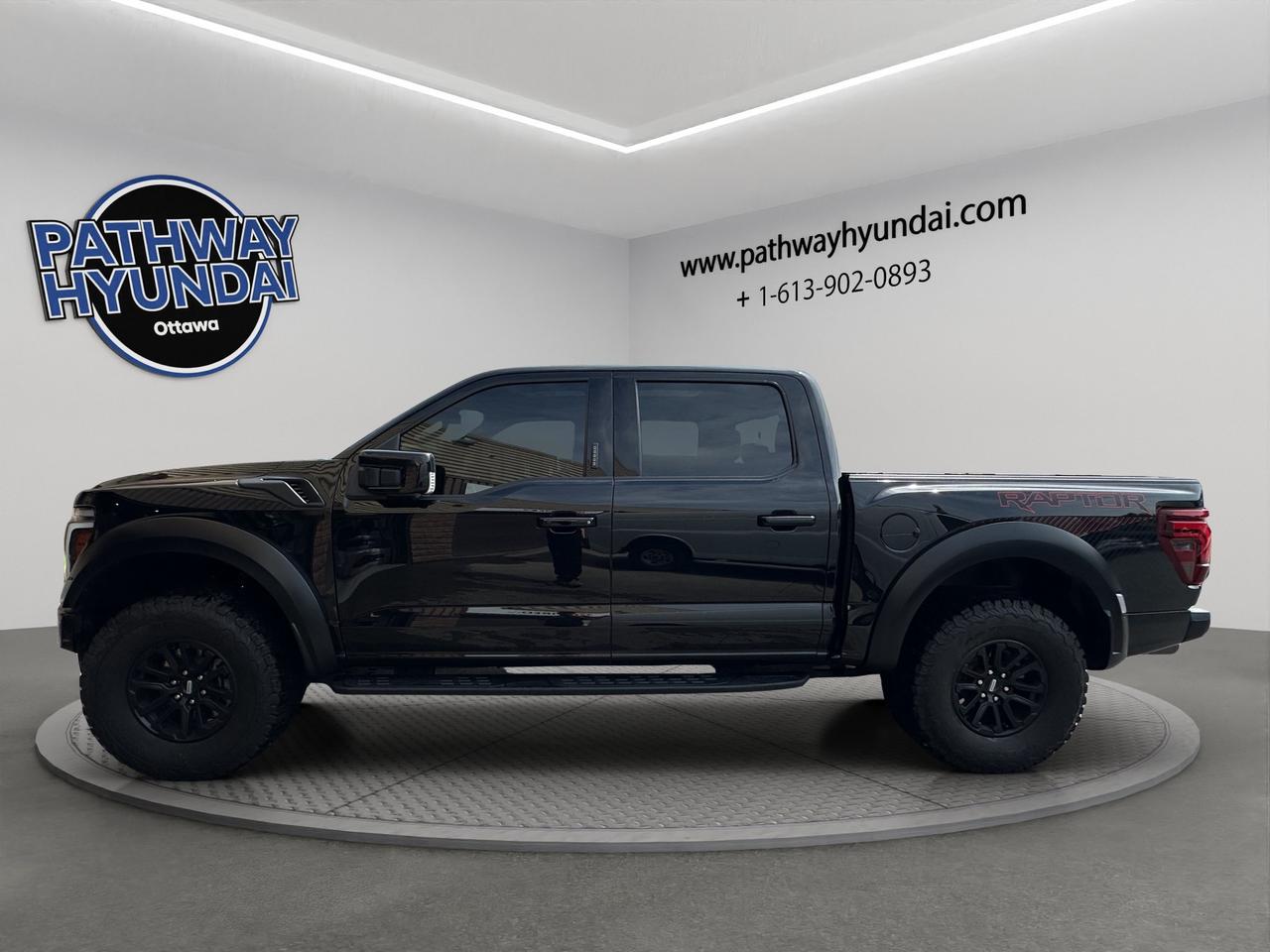 2024 Ford F-150 Raptor | Reverse Cam | Heated Seats | AC | Photo