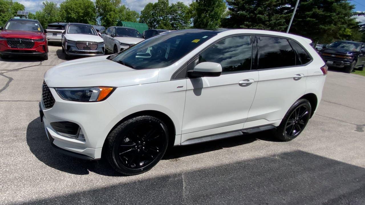 2022 Ford Edge ST Line Photo3