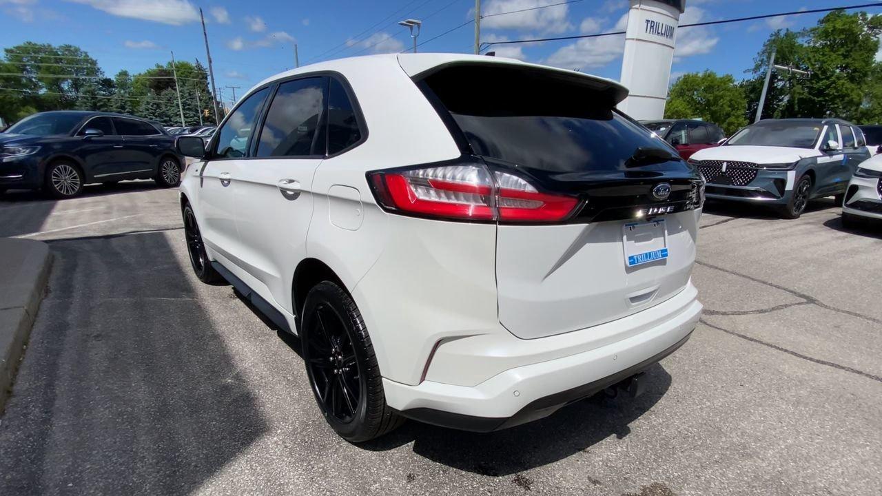 2022 Ford Edge ST Line Photo