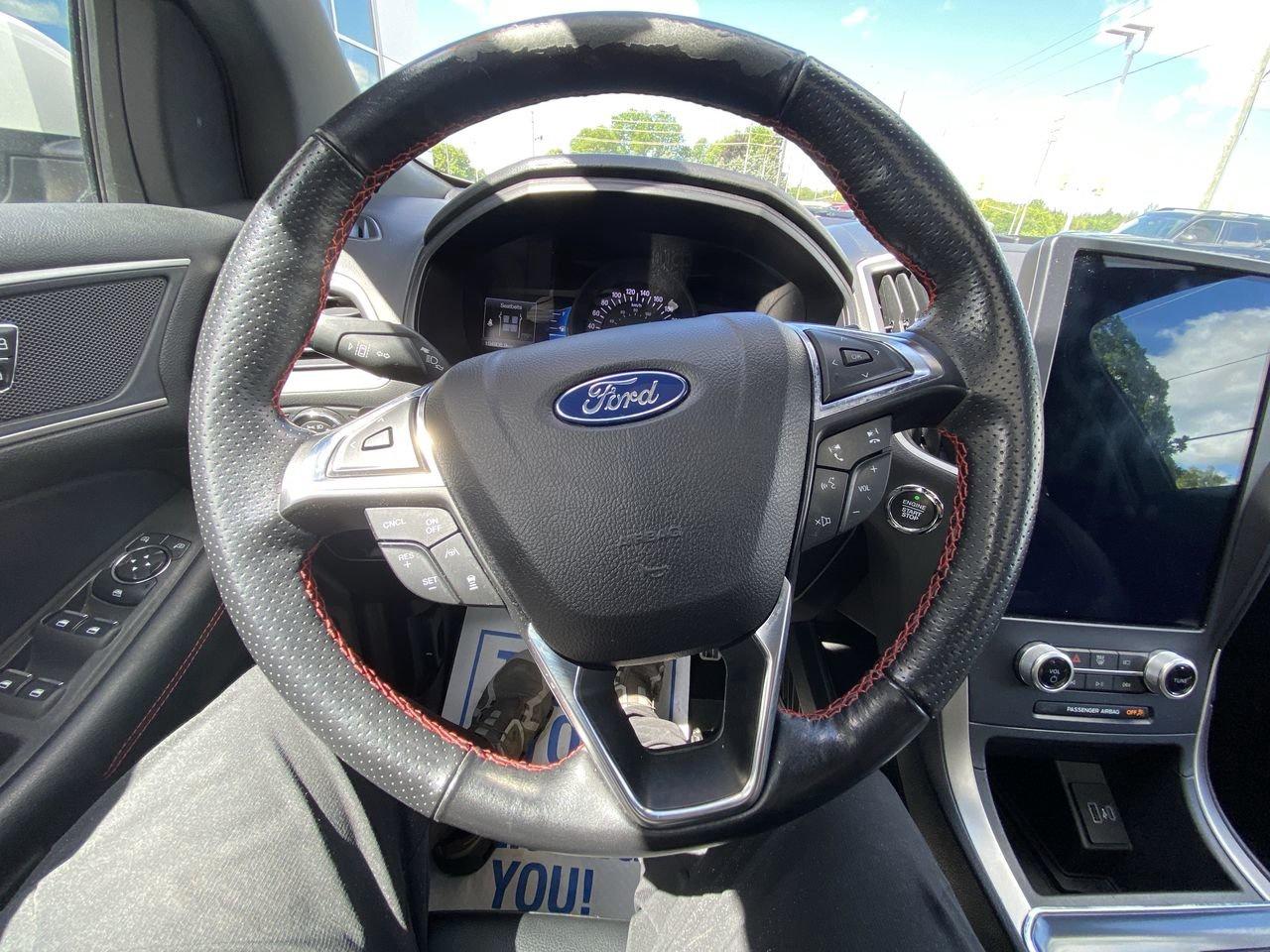 2022 Ford Edge ST Line Photo