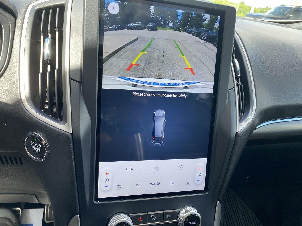 2022 Ford Edge ST Line Photo