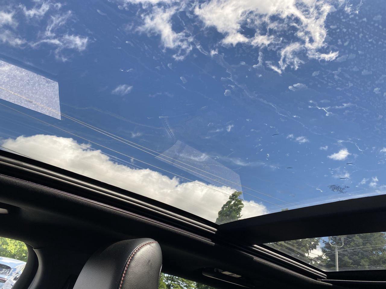 2022 Ford Edge ST Line Photo