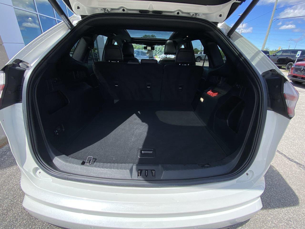 2022 Ford Edge ST Line Photo