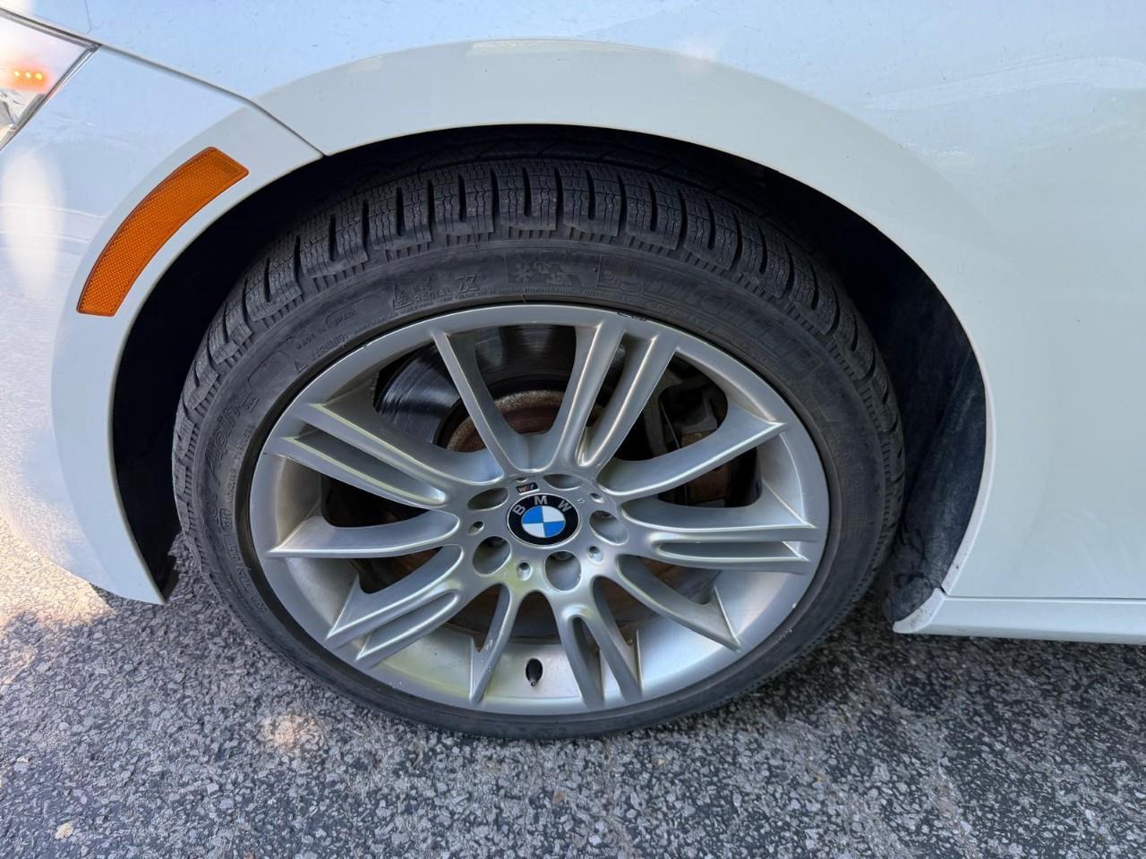 2011 BMW 335 i xDrive 2dr All-Wheel Drive Coupe Photo