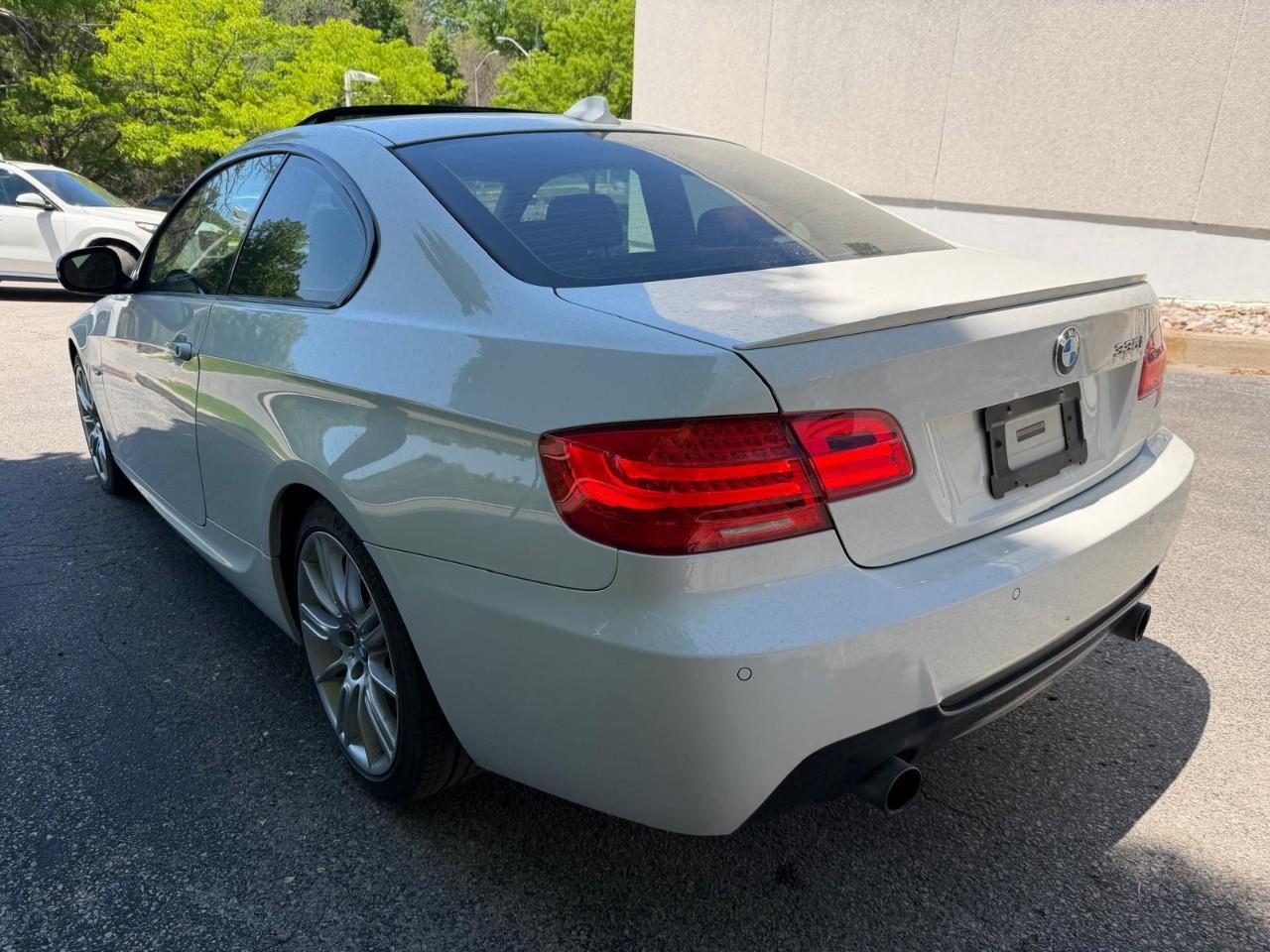 2011 BMW 335 i xDrive 2dr All-Wheel Drive Coupe Photo